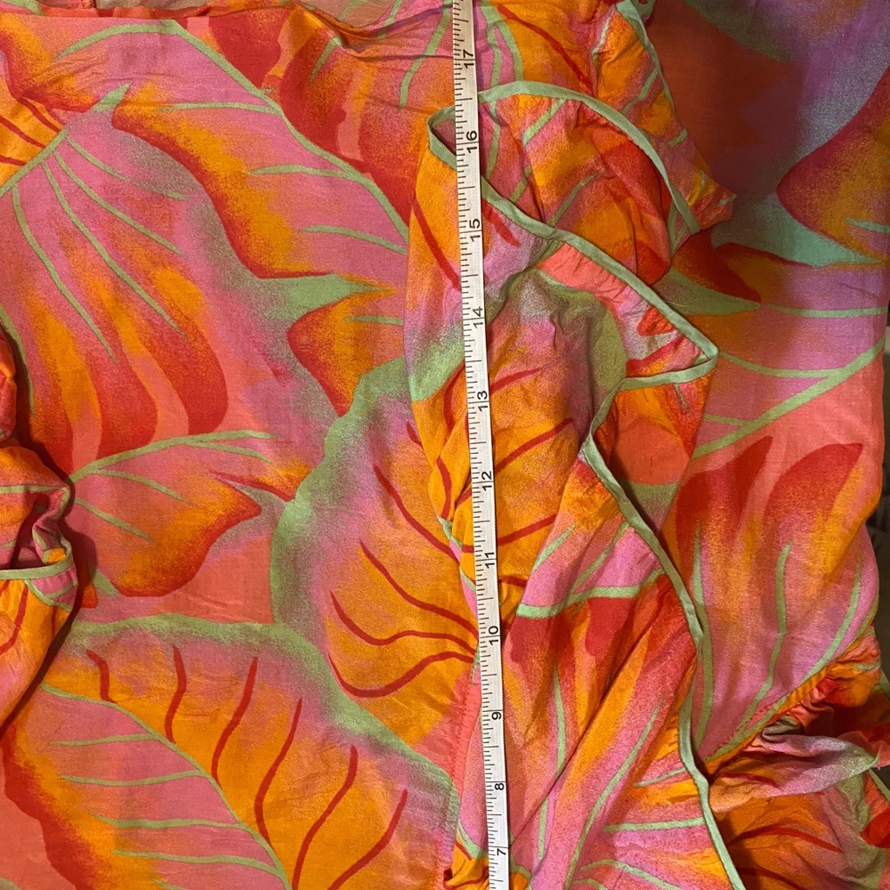 FARM Rio Vibrant Ruffle Crop Top - Picture 6 of 6